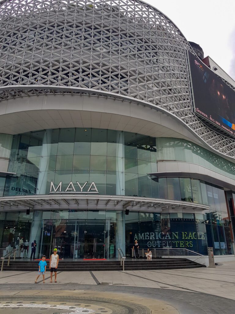 chiang mai things to do - shopping