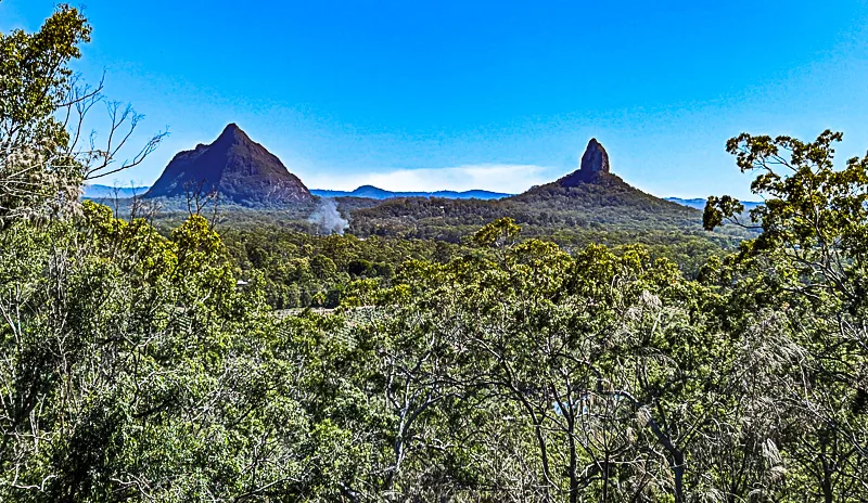 glasshouse mountains sunshine coast
